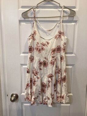 Brandy Melville  floral dress